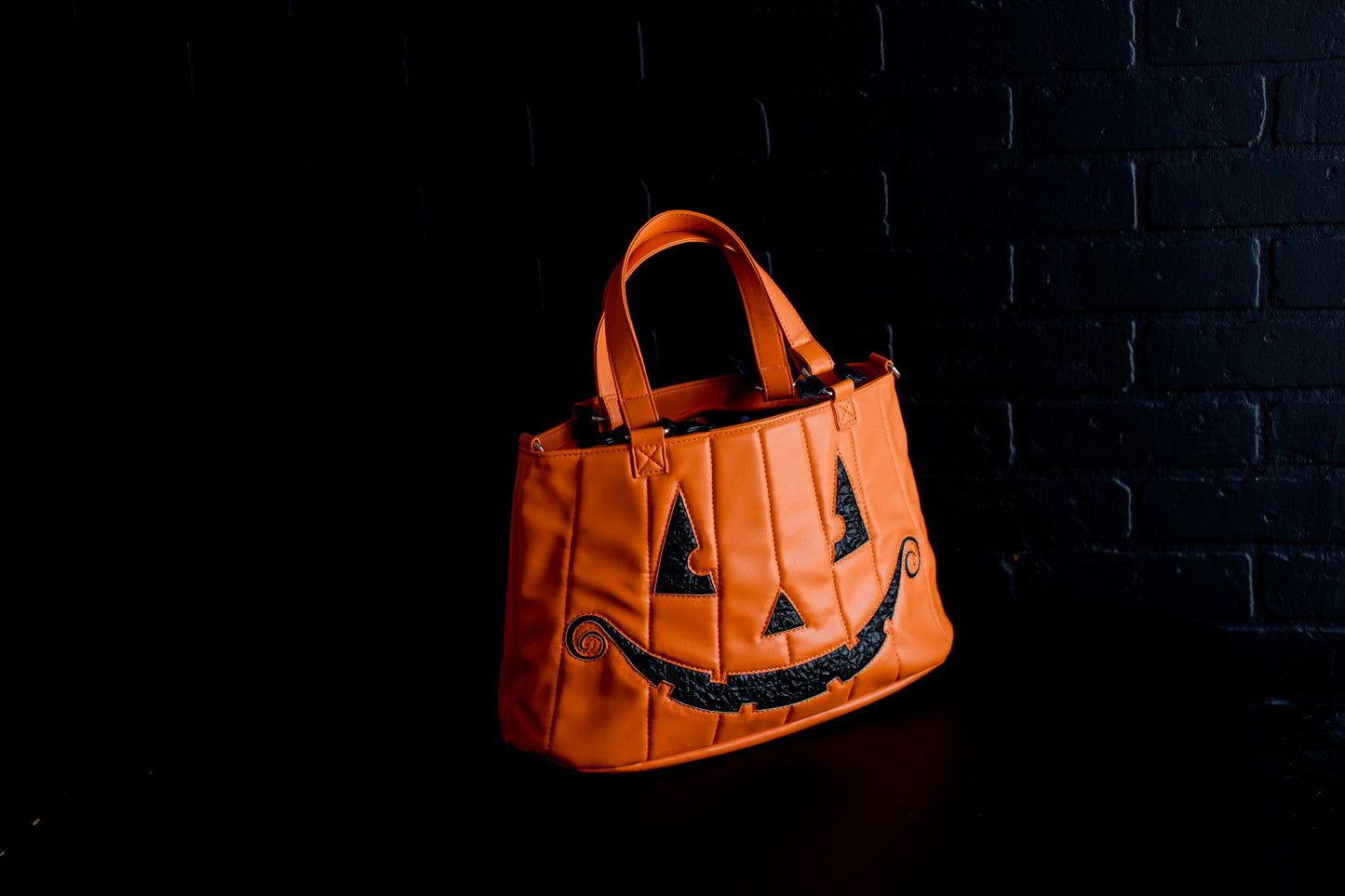 Halloween is Cool - Twisty Crinkle Design