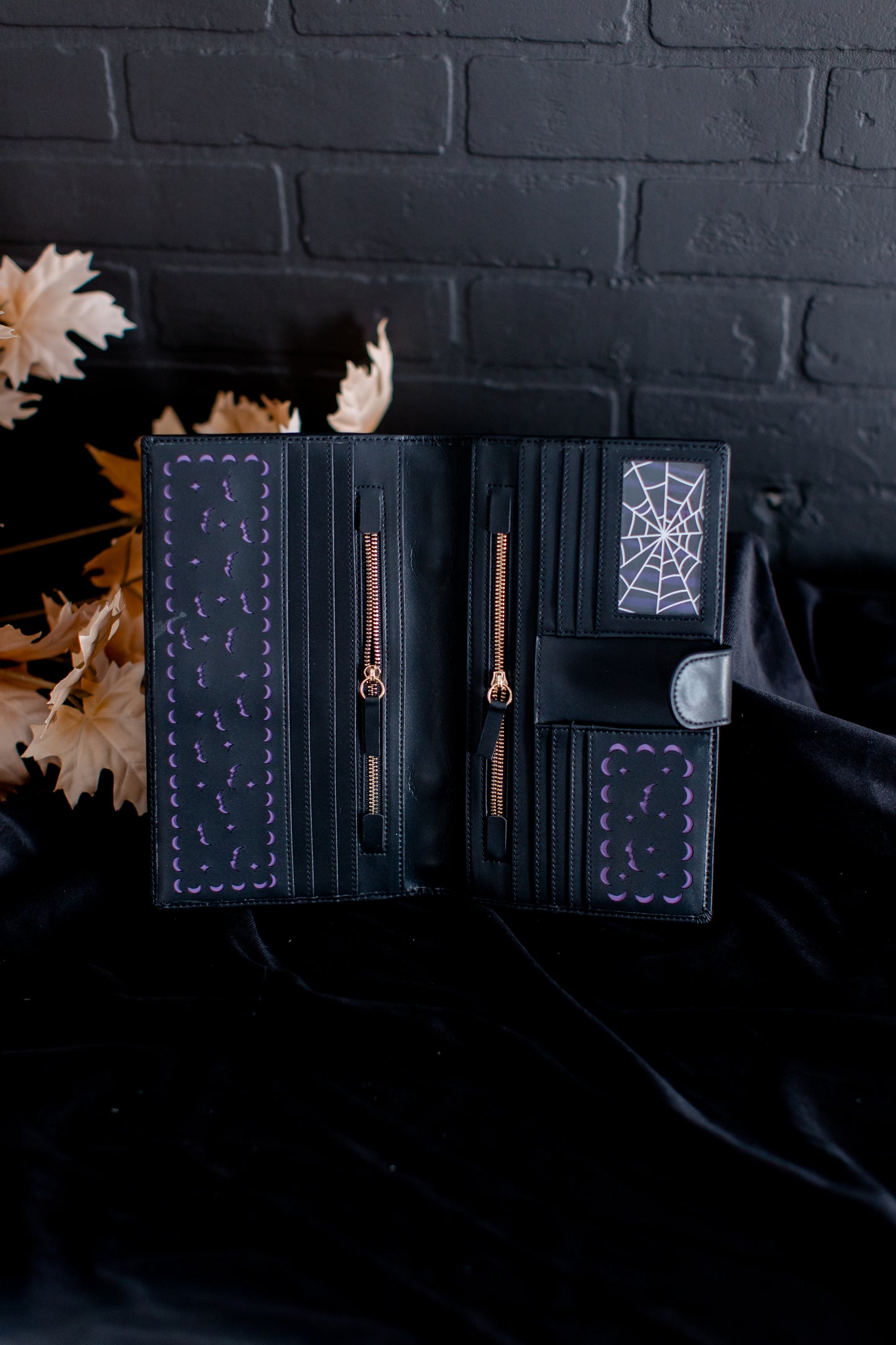 Dark & Twisty Clutch