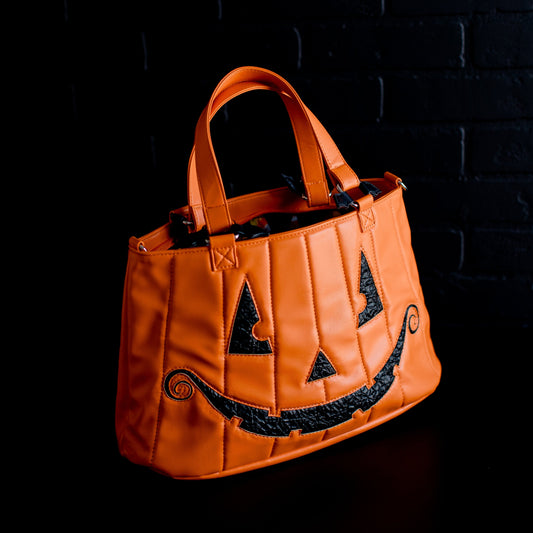 Halloween is Cool - Twisty Crinkle Design