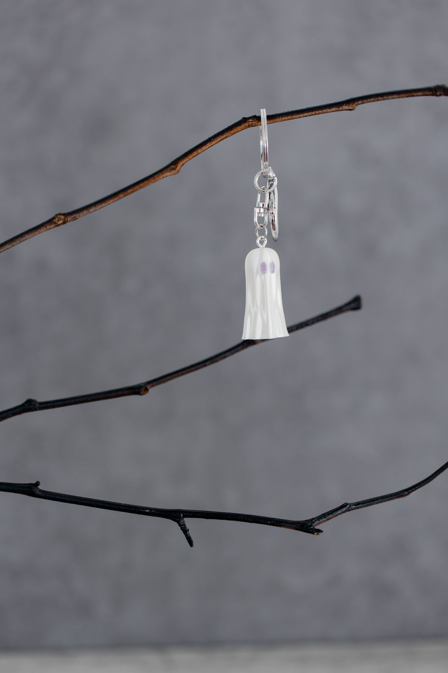 Paranormal Pearl - Ghost Purse Charm/Keychain - Silver