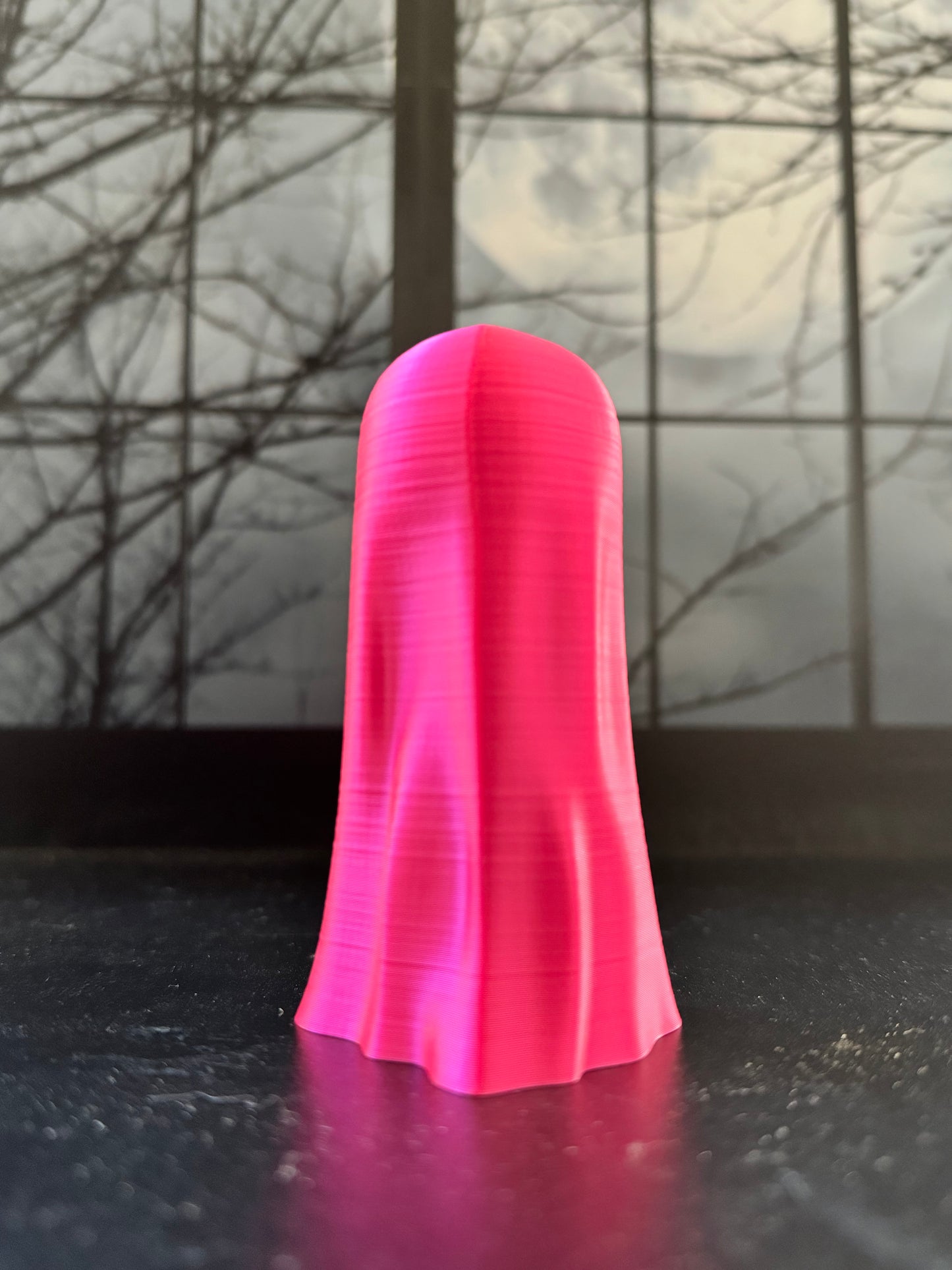 Fashionista Banshee, the perfect pink Soulmate - Ghost Figurine