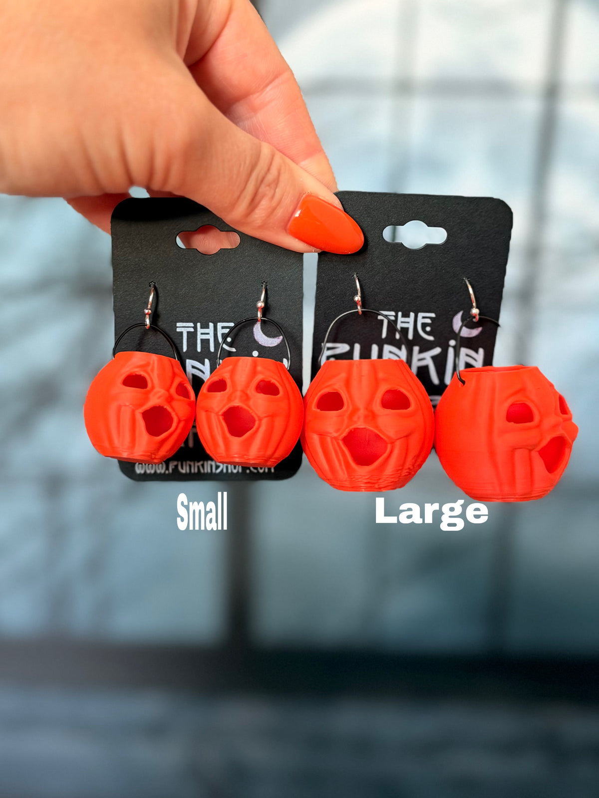Small Vintage-Inspired Choir Boy Jack-O'-Lantern Pumpkin Pail Earrings 🎃