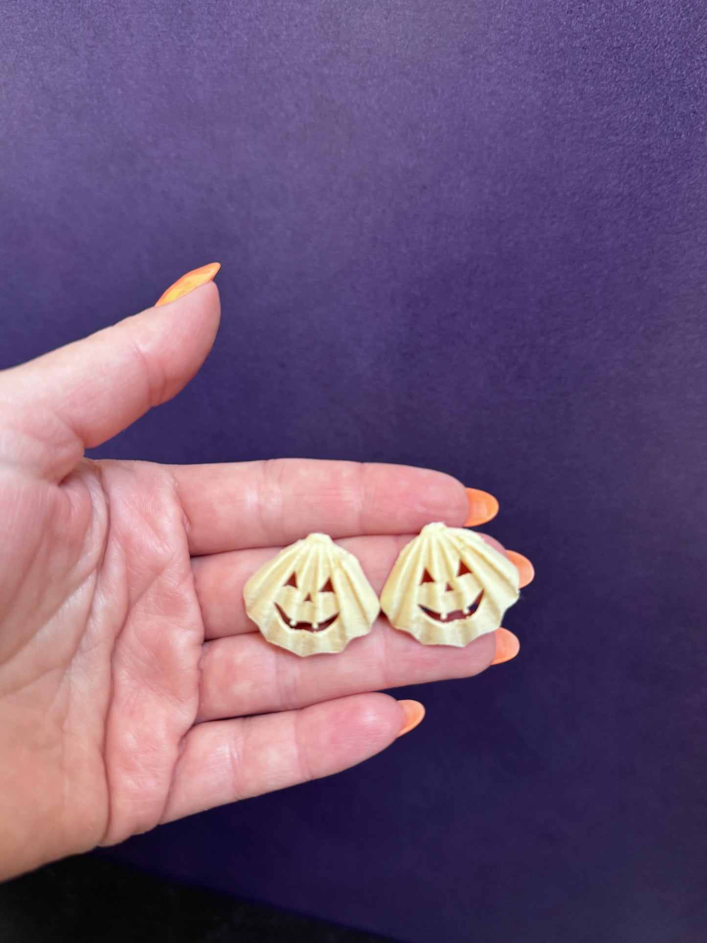 Sea Shell Jack-o-lantern Earrings