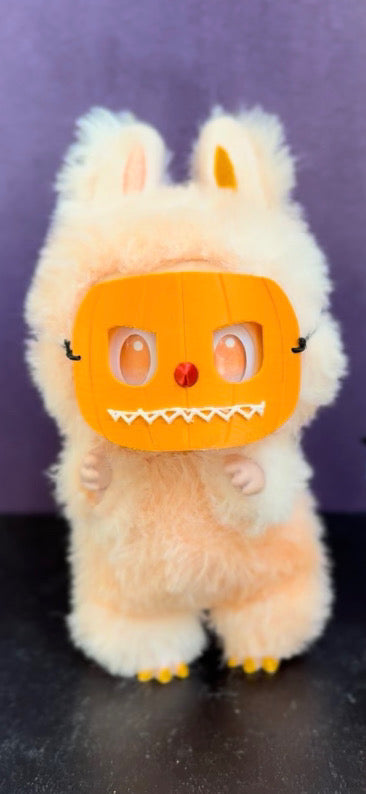 Labubu’s Pumpkin Mischief Mask