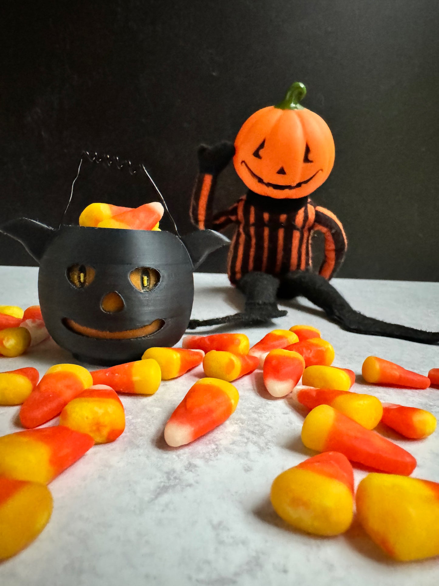 Scaredy-Cat mini trick-or-treat pail