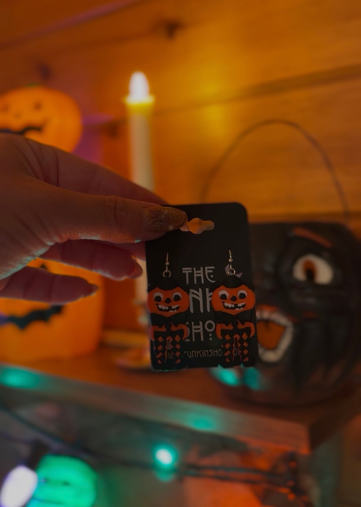 Vintage Inspired Pumpkin Jester Earrings | Retro Halloween Jack-O'-Lantern Dangle Earrings